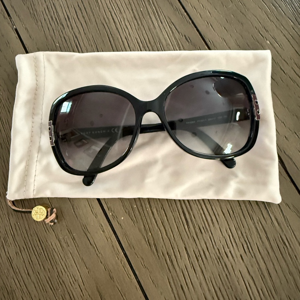 Tory Burch Black Sunglasses